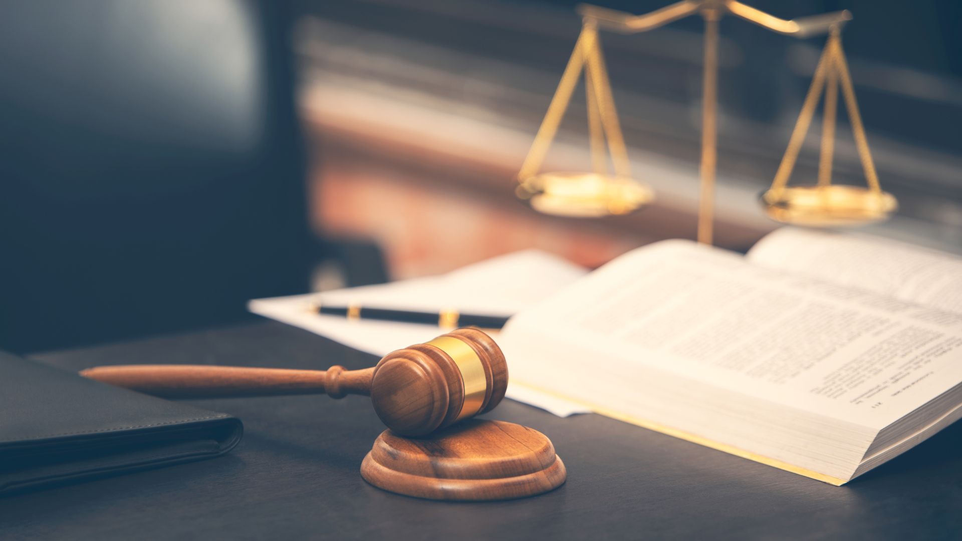 Juicios rápidos y asistencia al detenido (24h)